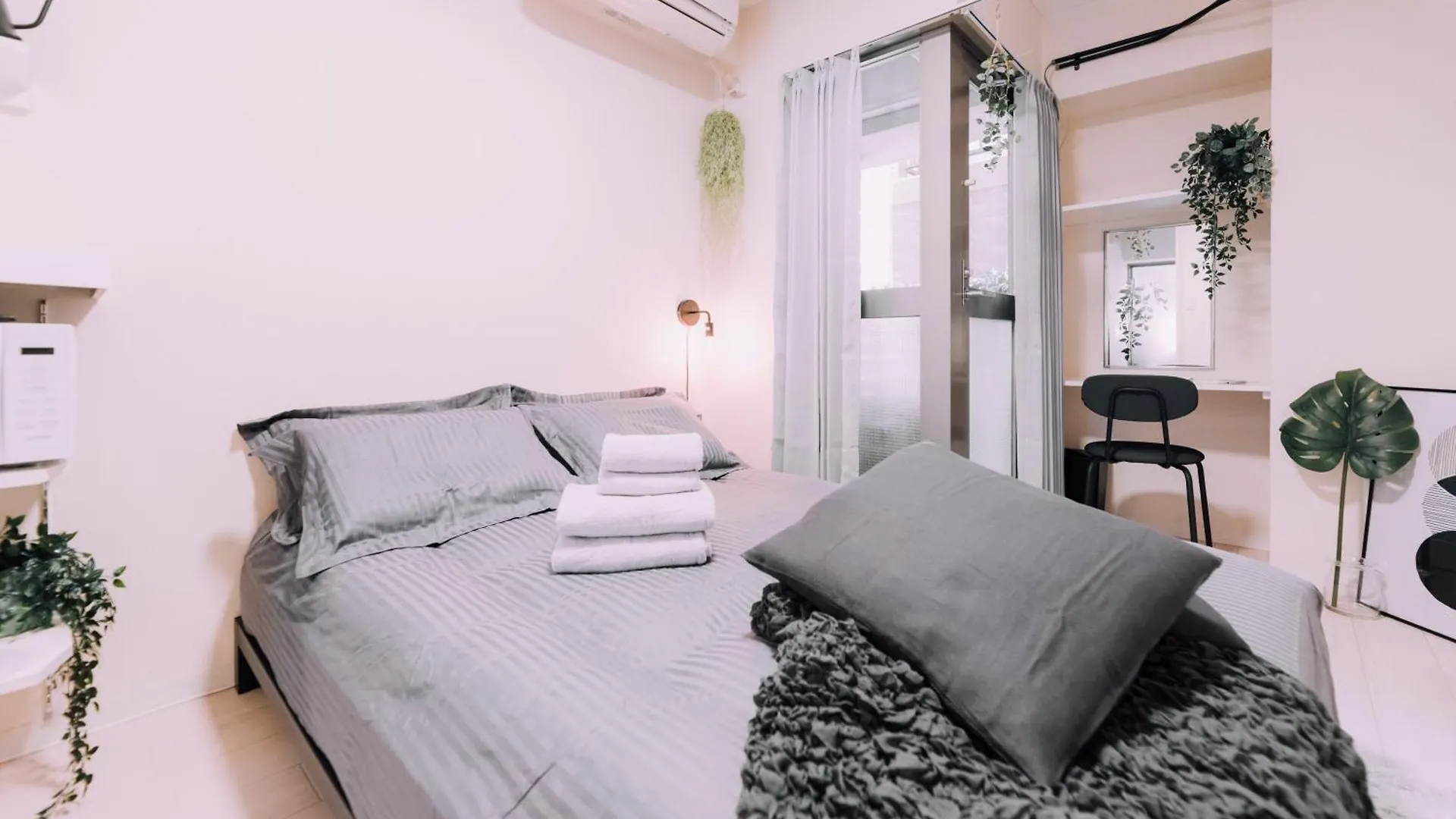 Minimalist Loft Namba Compact Studio With A 24-Hour Gym Ma502 Ōsaka